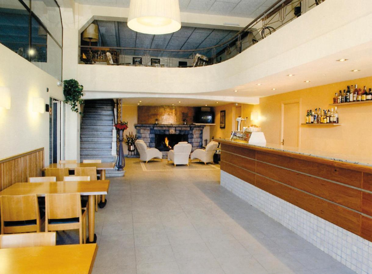 Hotel Bellavista Bellver De Cerdanya Buitenkant foto