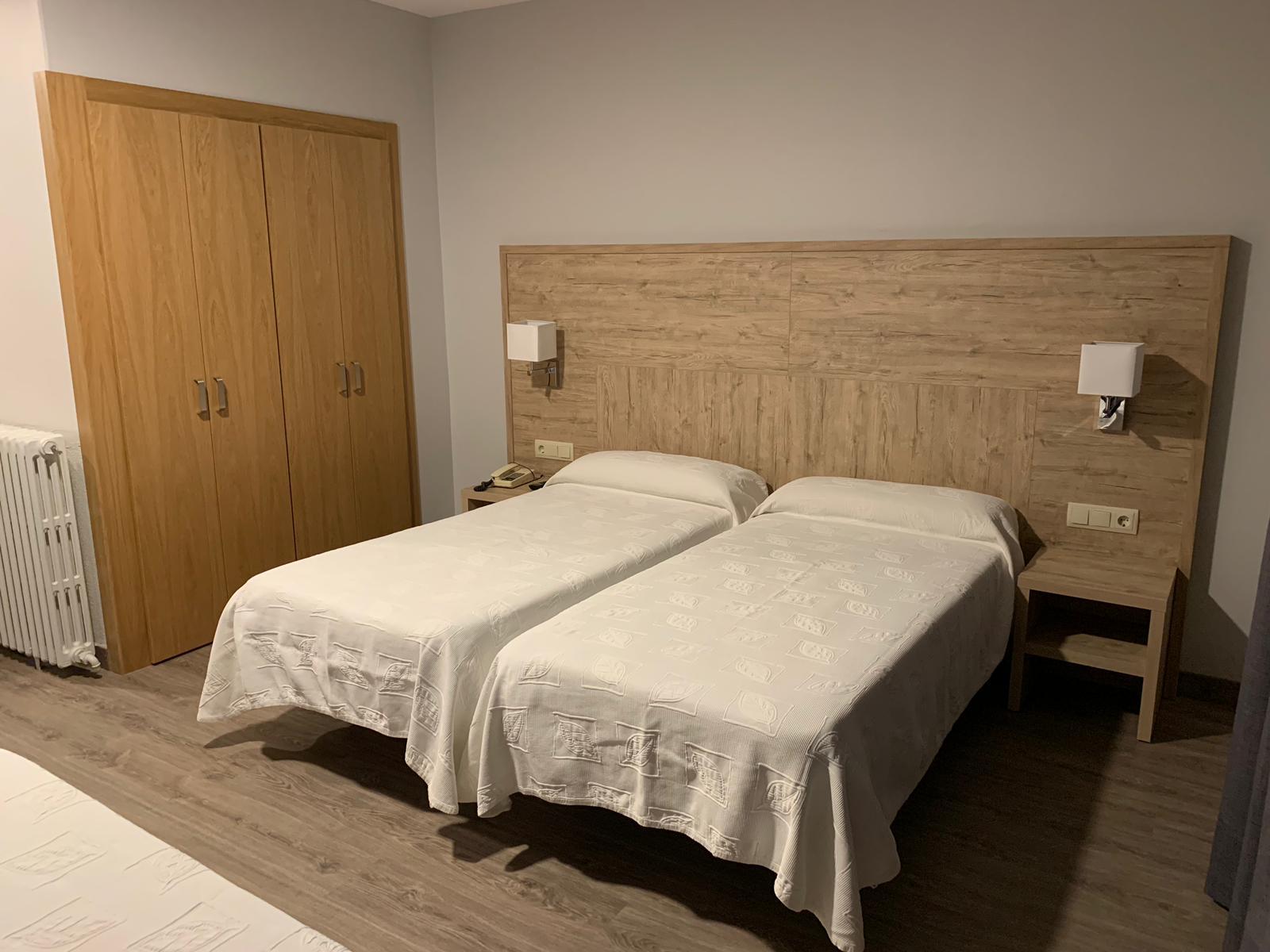 Hotel Bellavista Bellver De Cerdanya Buitenkant foto
